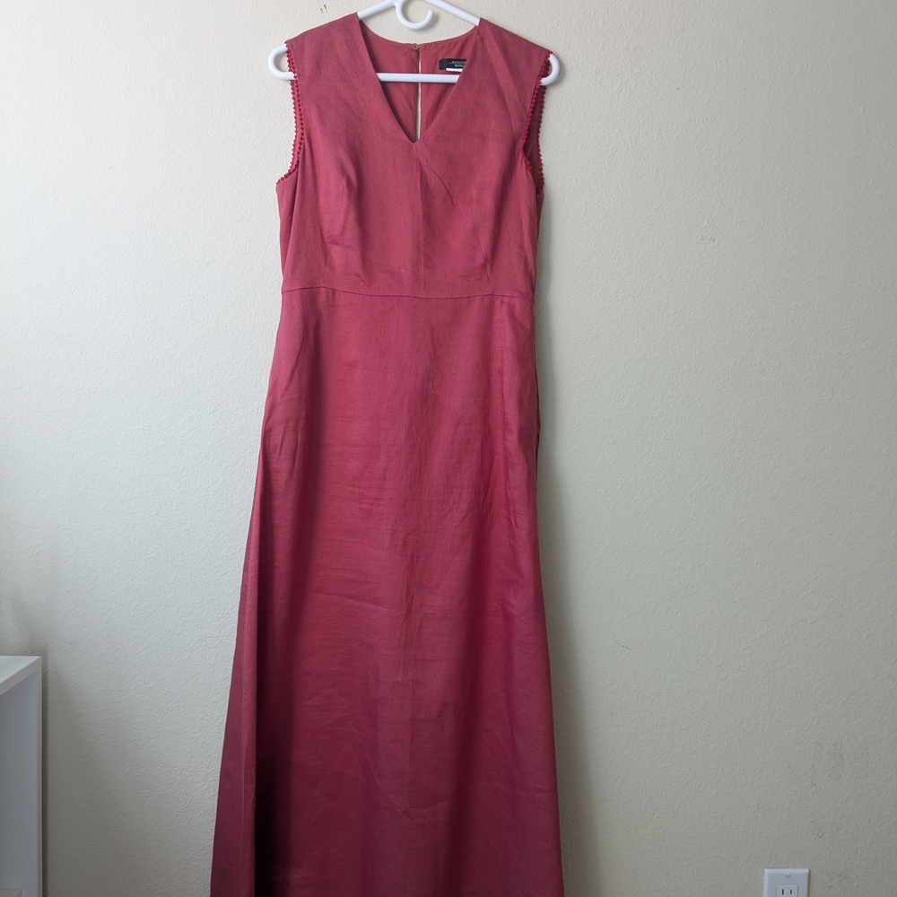 Elegant Sleeveless Pink Dress